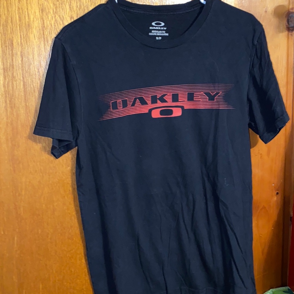 Oakley Black & Red T-Shirt